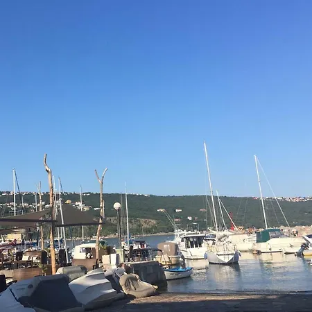 Apartman Amfora *